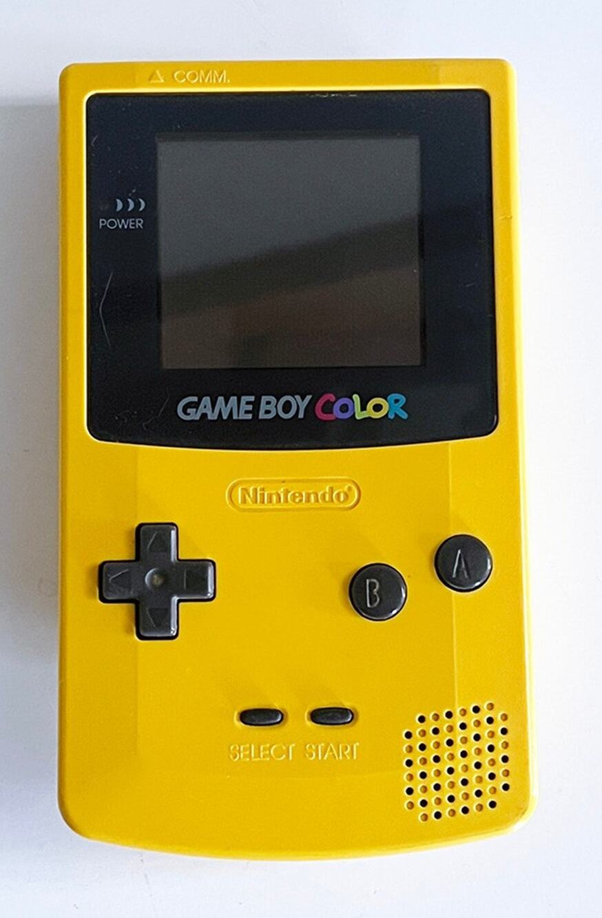 Nintendo Gameboy Color Yellow GBC Console and Freshly Cleaned Tested Working!